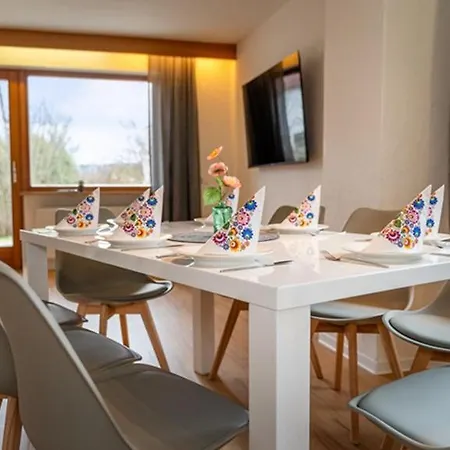 Hometonight Workers - Komfortables Haus Fuer Bis Zu 9 Monteure