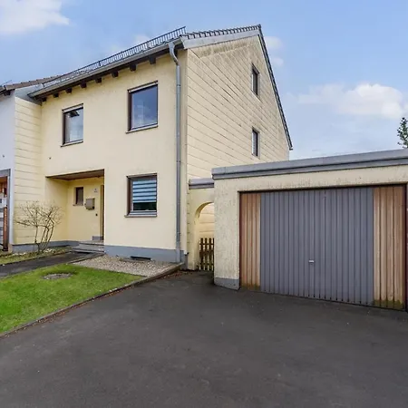 Hometonight Workers - Komfortables Haus Fuer Bis Zu 9 Monteure Appartement Marktredwitz