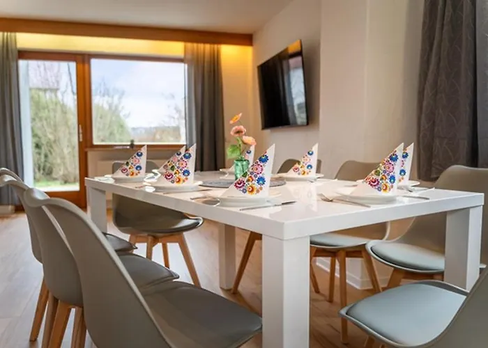 Hometonight Workers - Komfortables Haus Fuer Bis Zu 9 Monteure