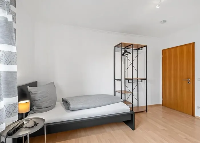 Hometonight Workers - Komfortables Haus Fuer Bis Zu 9 Monteure *