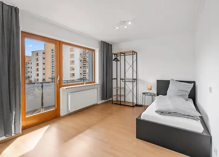 Hometonight Workers - Komfortables Haus Fuer Bis Zu 9 Monteure *
